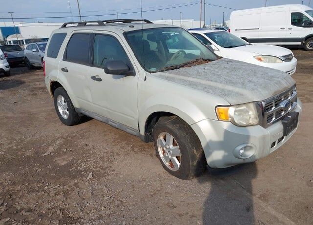 2009 FORD Escape