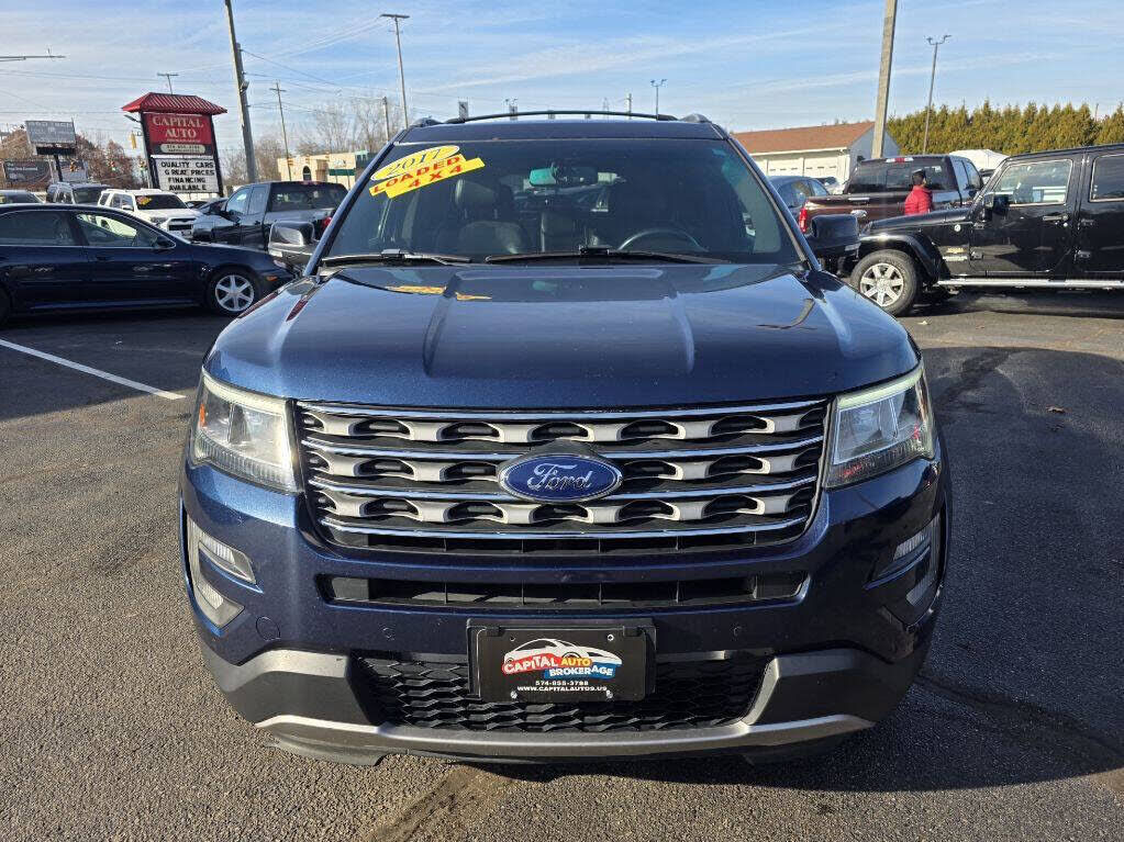 2017 FORD Explorer