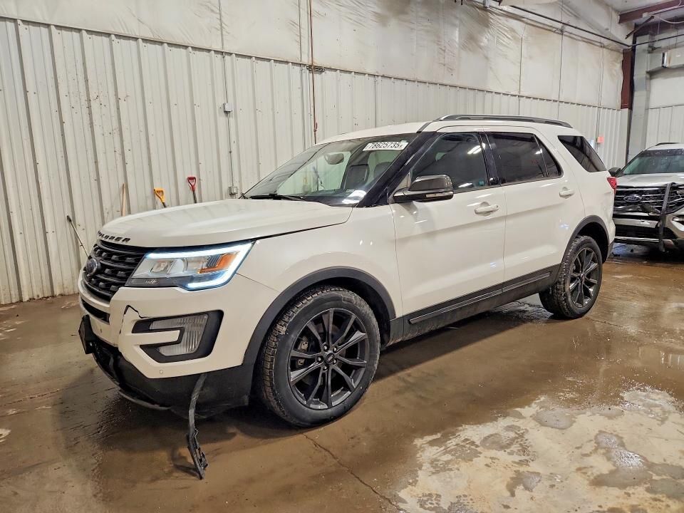 2017 FORD Explorer