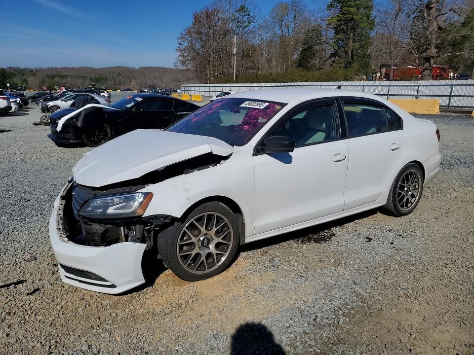 2016 VOLKSWAGEN Jetta