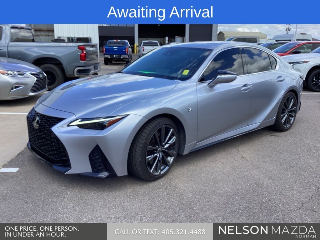 2023 LEXUS IS