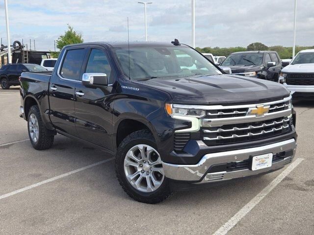 2023 CHEVROLET Silverado