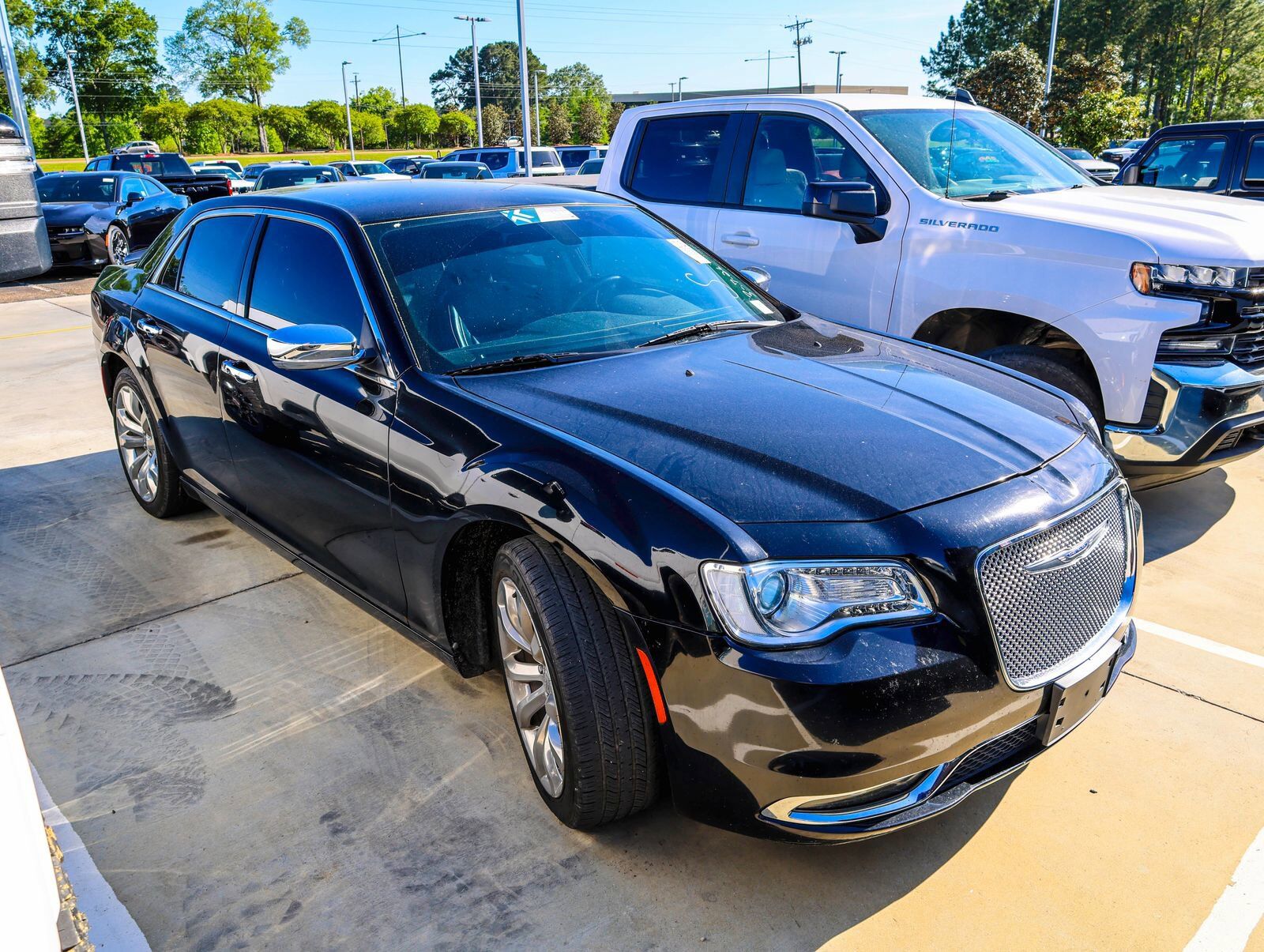 2019 CHRYSLER 300