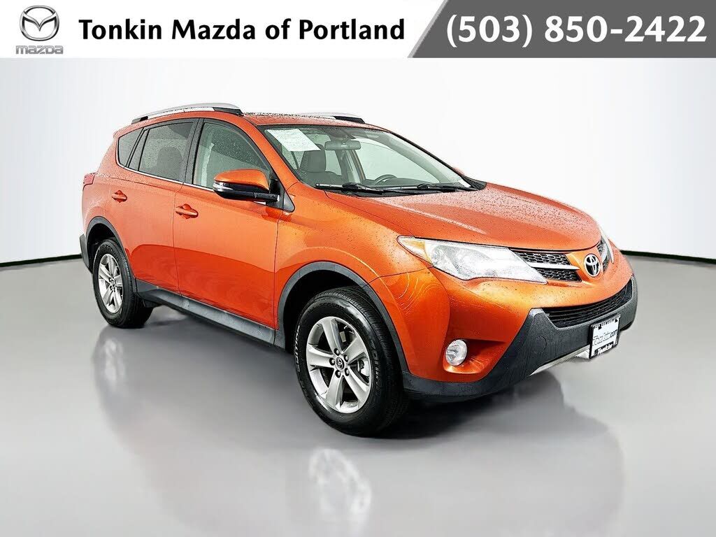 2015 TOYOTA RAV4