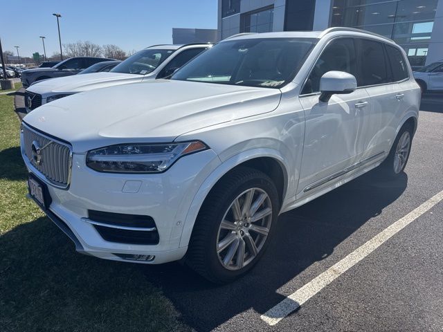 2019 VOLVO XC90