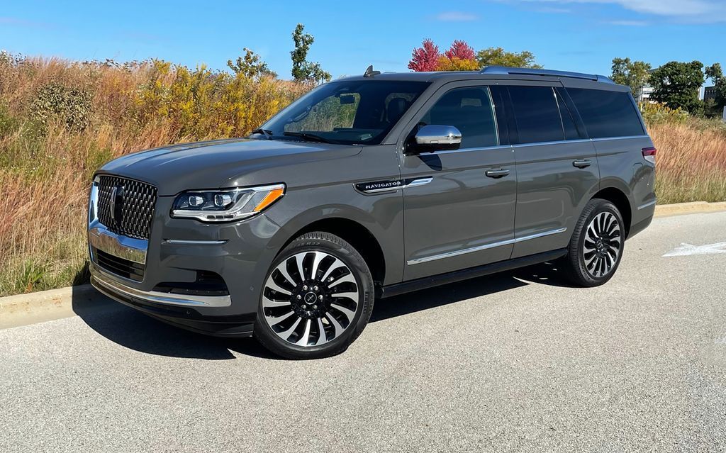 2023 LINCOLN Navigator