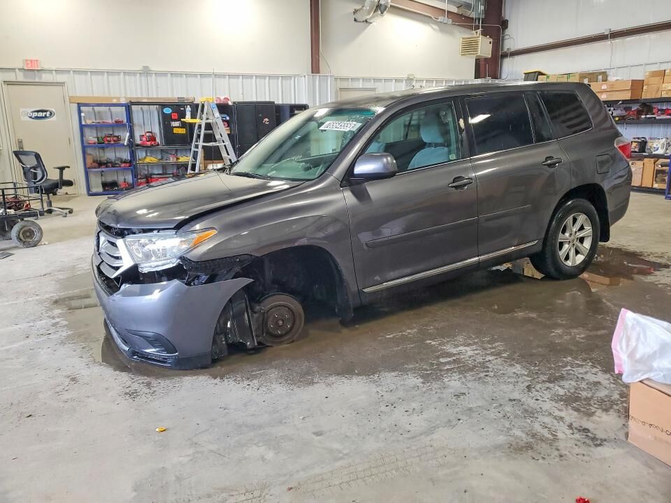 2011 TOYOTA Highlander