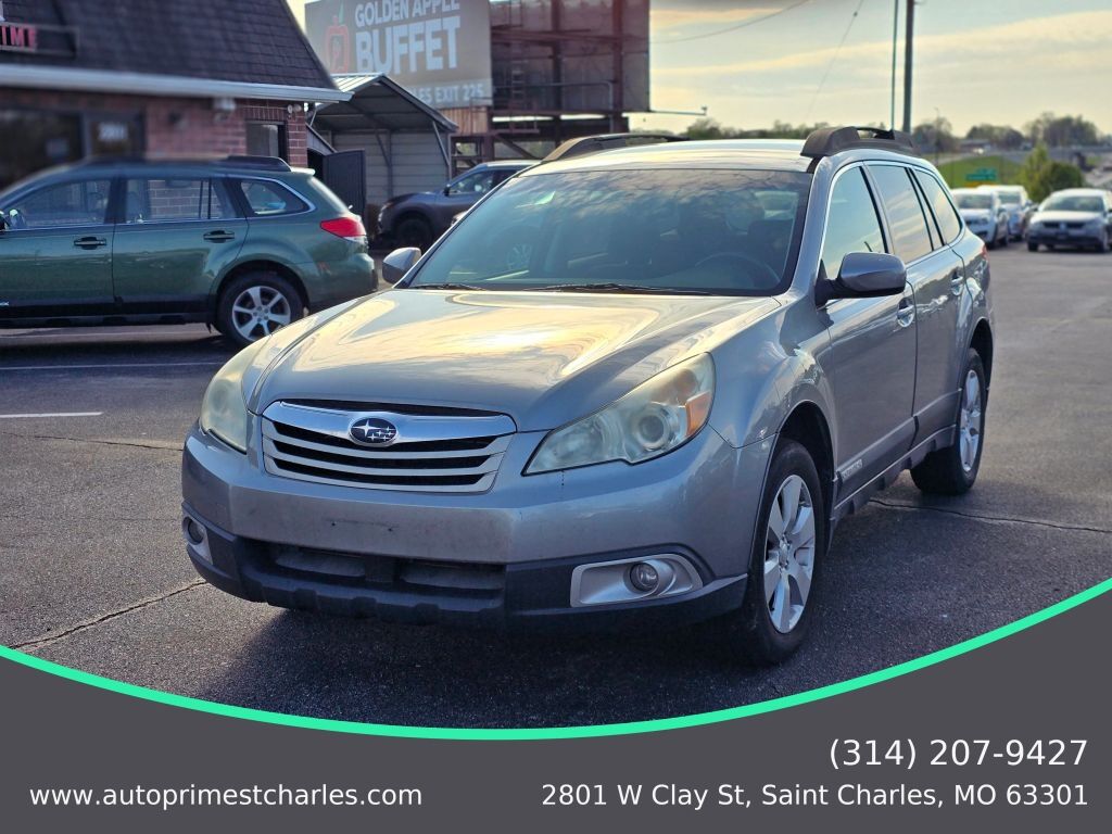 2011 SUBARU Outback