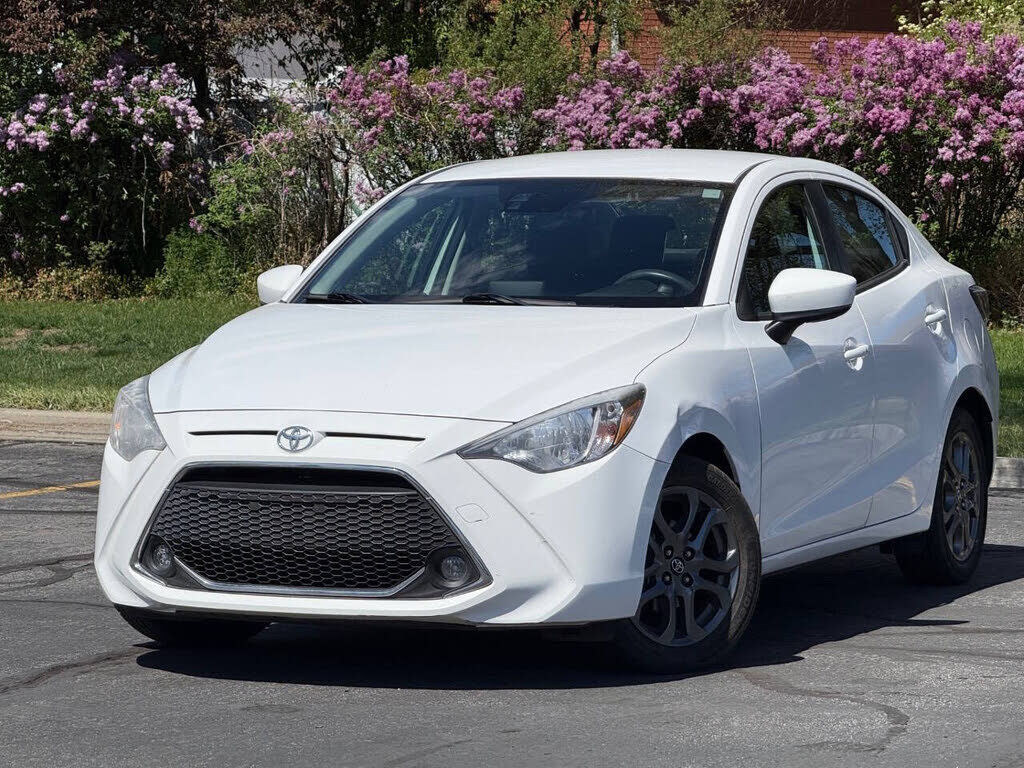 2019 TOYOTA Yaris