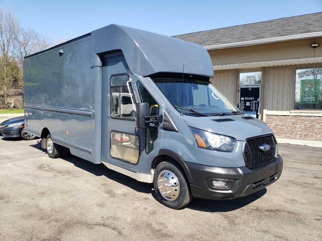 2022 FORD Transit