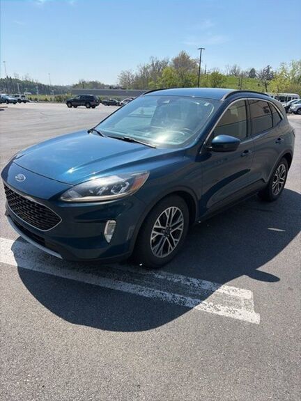 2020 FORD Escape