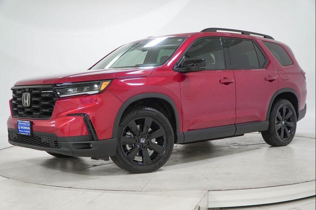 2025 HONDA Pilot
