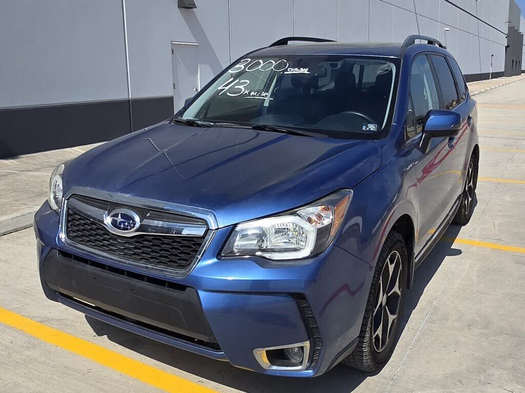 2016 SUBARU Forester
