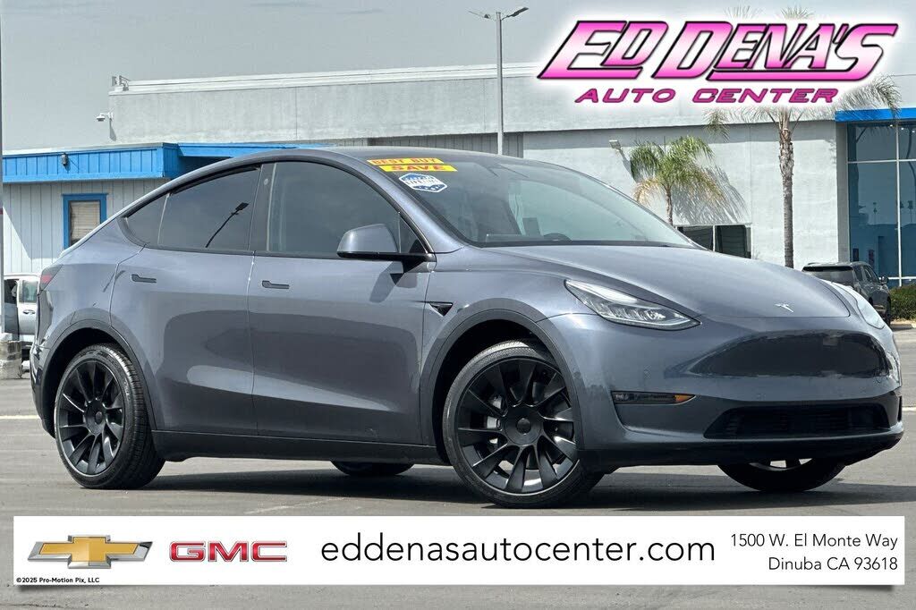 2021 TESLA Model Y