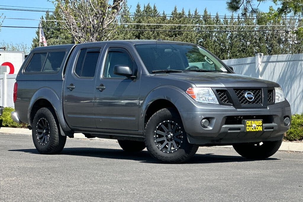 2017 NISSAN Frontier