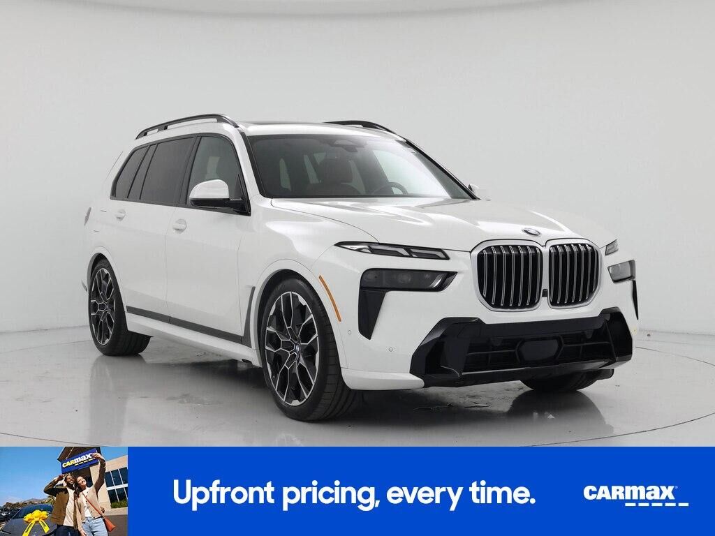 2023 BMW X7