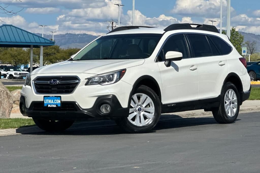 2018 SUBARU Outback