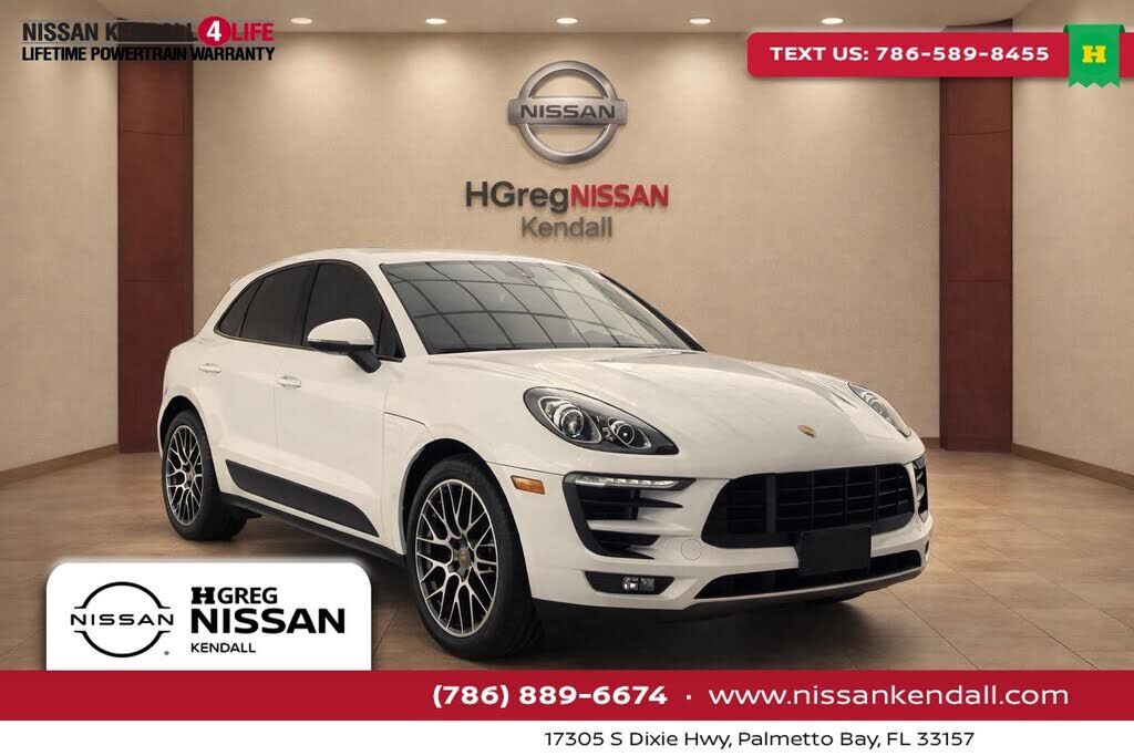 2018 PORSCHE Macan