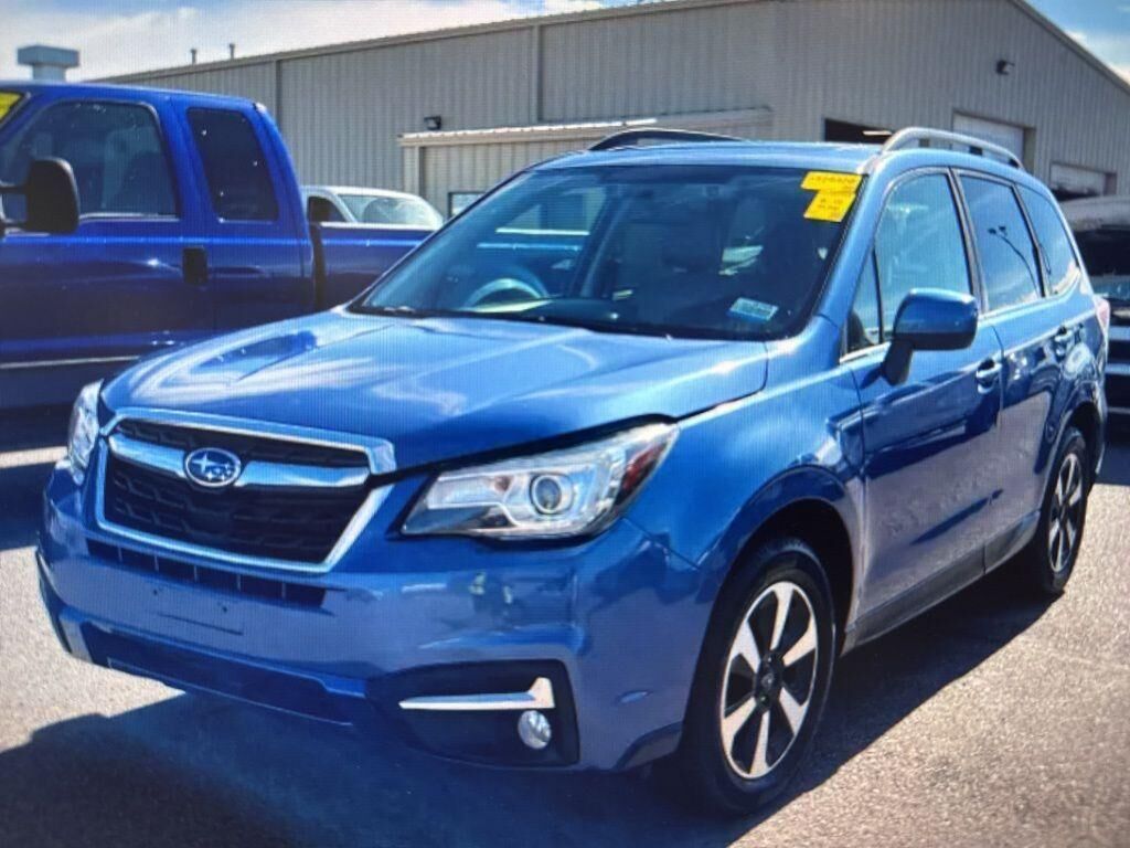 2017 SUBARU Forester
