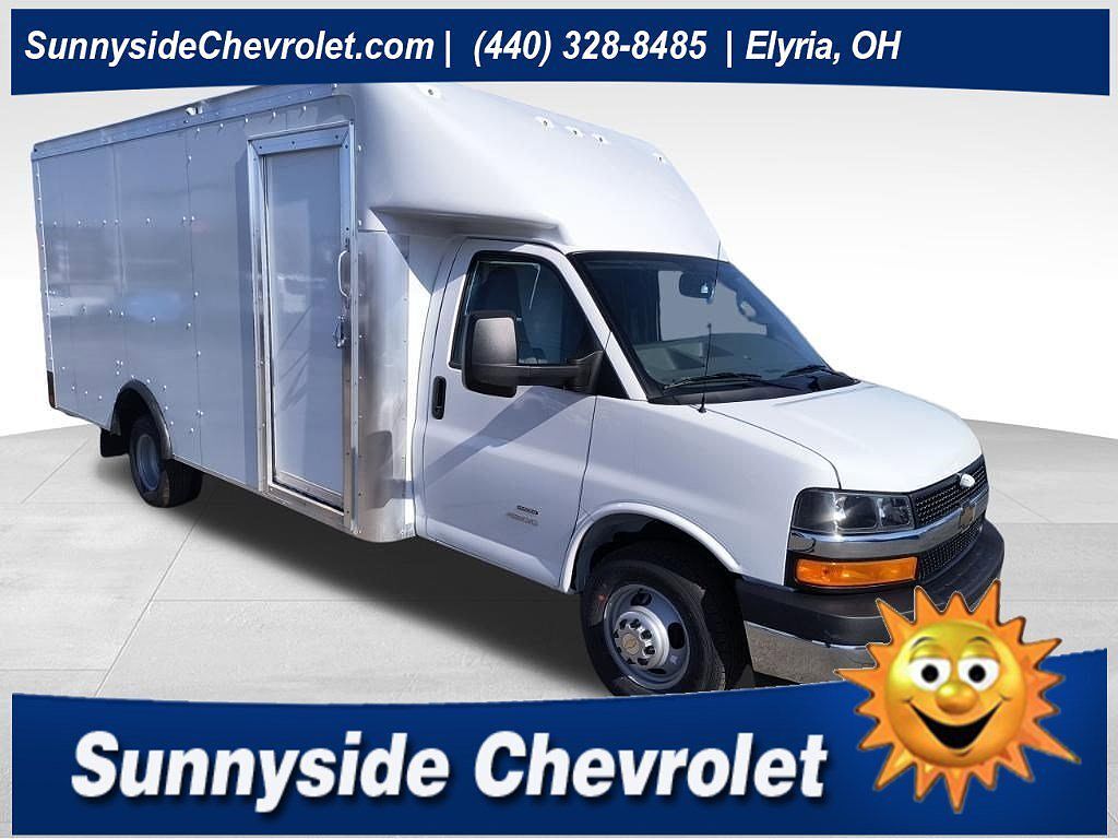 2026 CHEVROLET Express