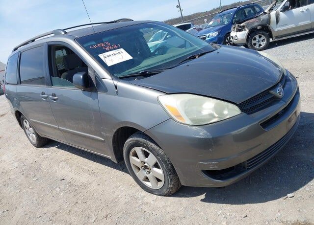 2005 TOYOTA Sienna