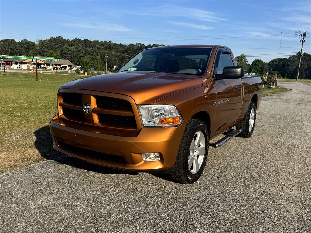 2012 DODGE Ram