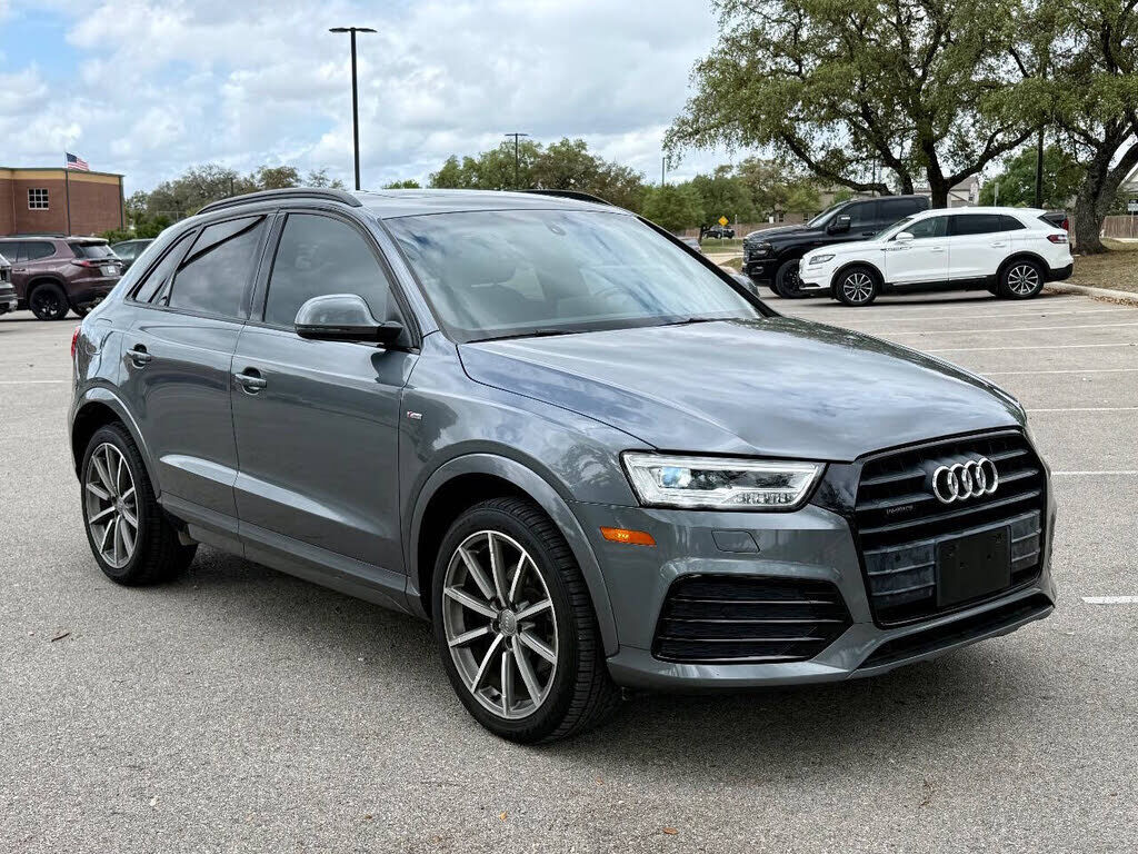 2017 AUDI Q3