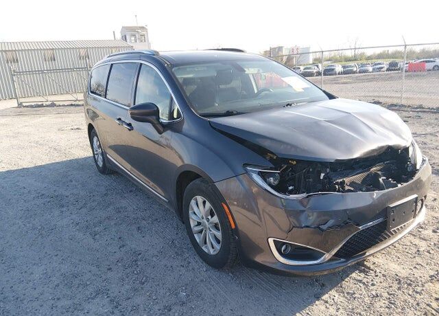 2018 CHRYSLER Pacifica