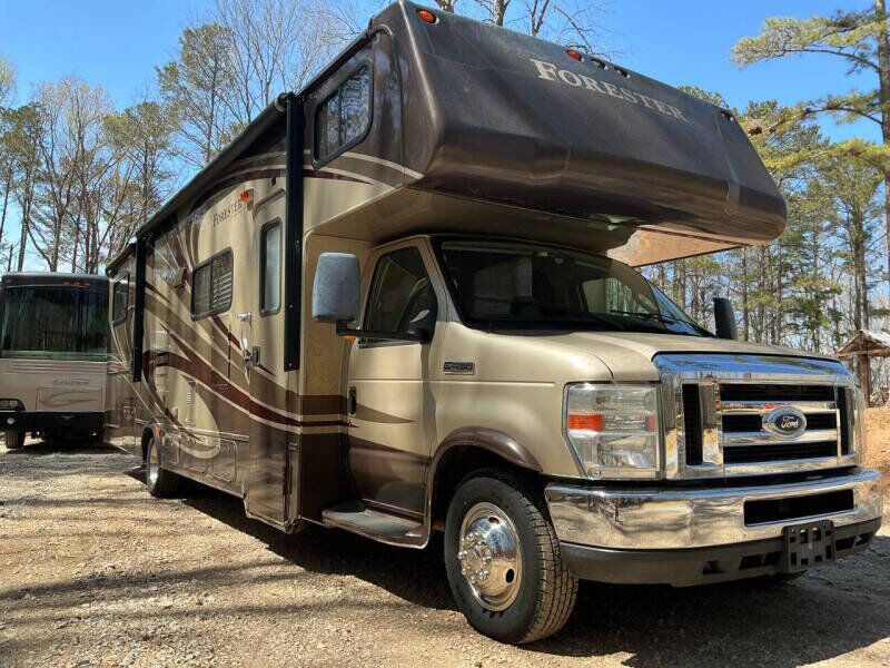 2012 FORD E-450