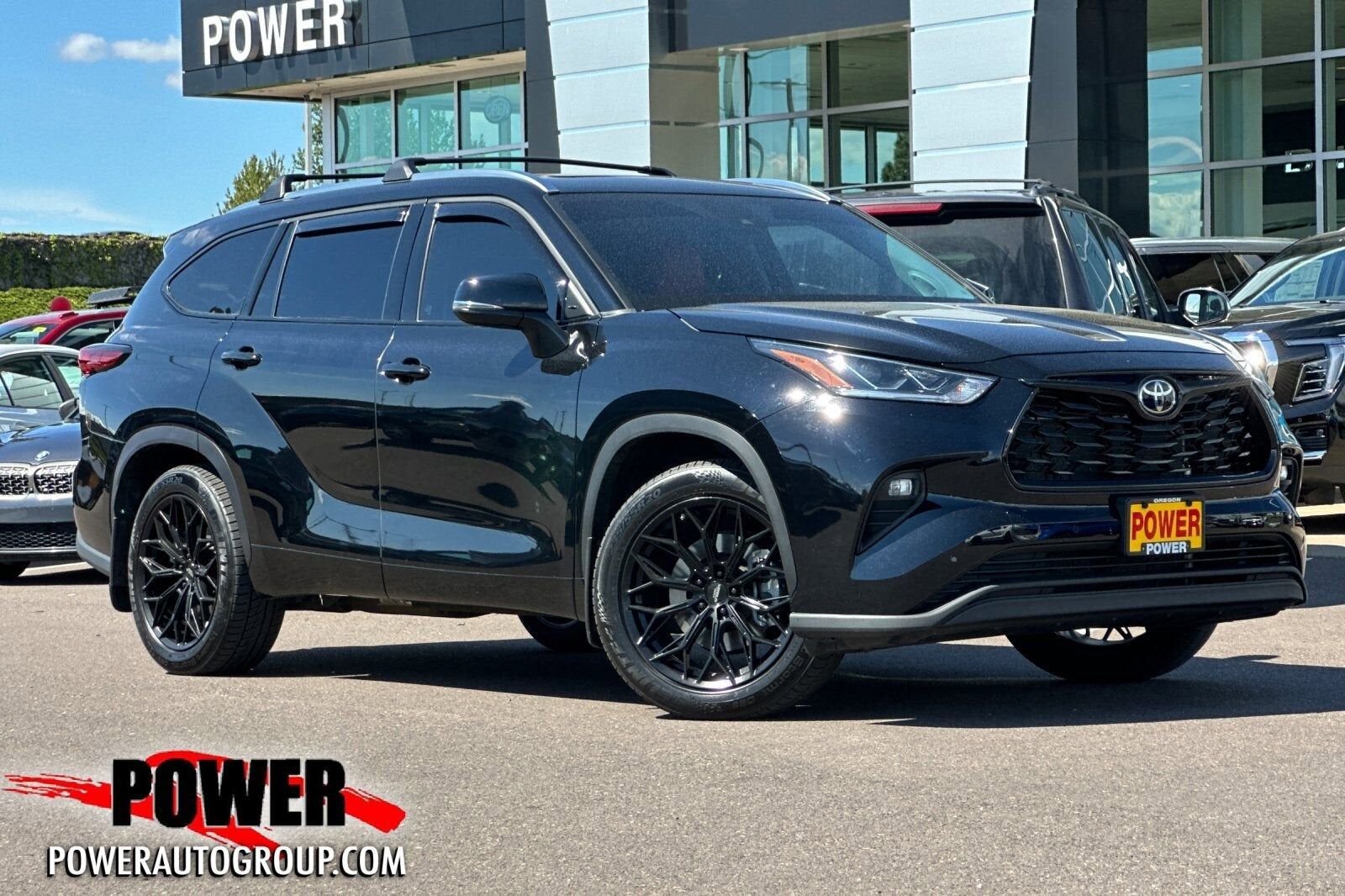 2022 TOYOTA Highlander