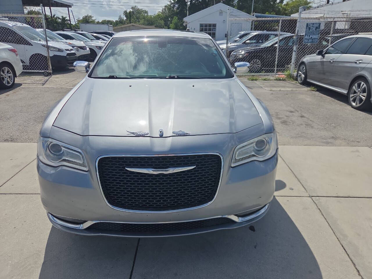 2015 CHRYSLER 300