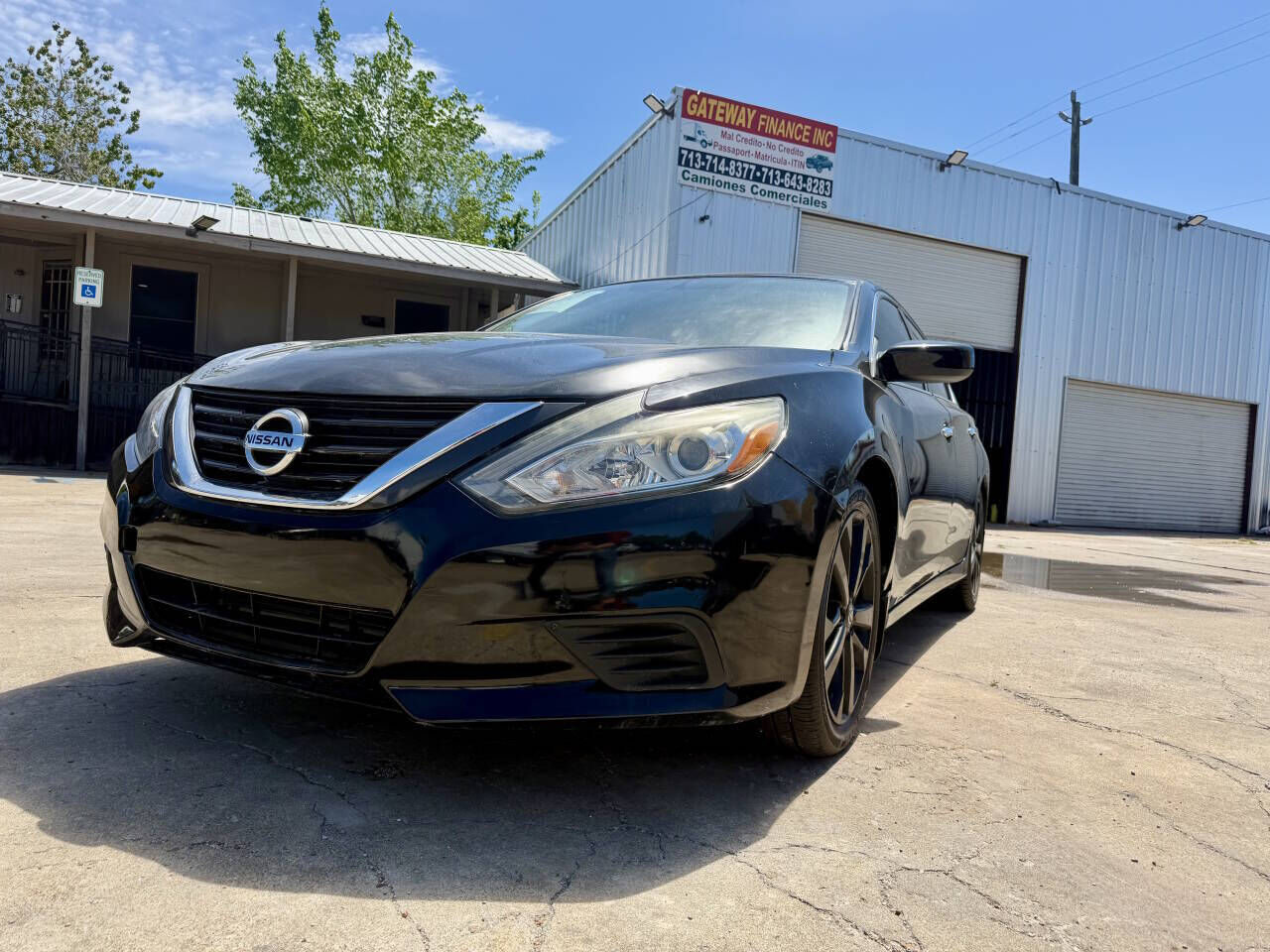 2017 NISSAN Altima