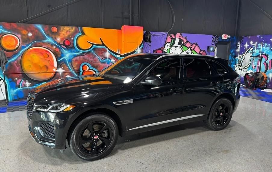 2021 JAGUAR F-Pace