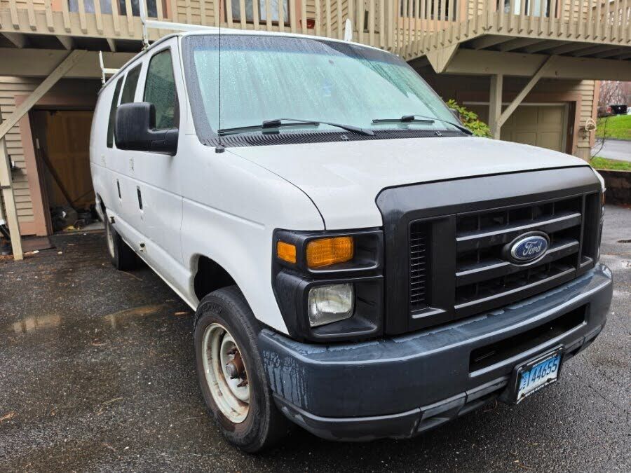 2012 FORD E-150