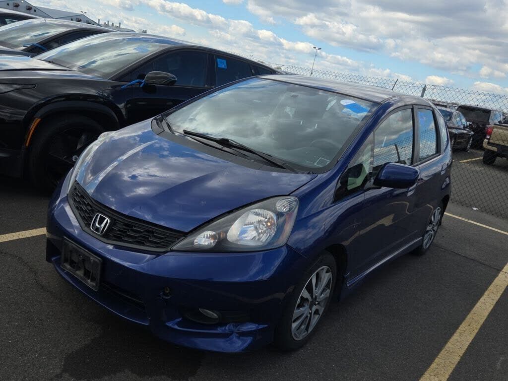 2012 HONDA Fit