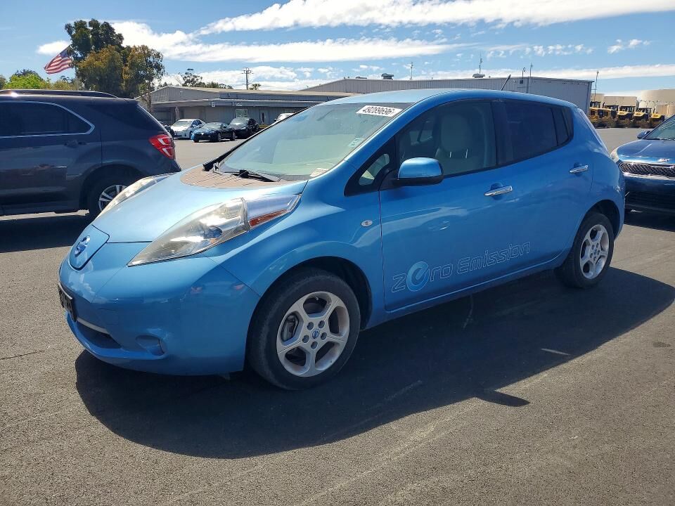 2011 NISSAN Leaf