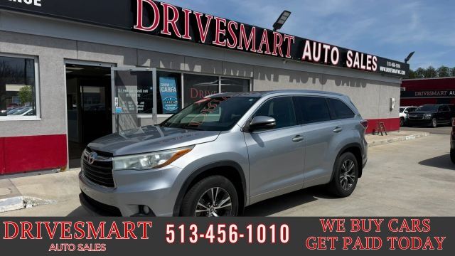 2016 TOYOTA Highlander