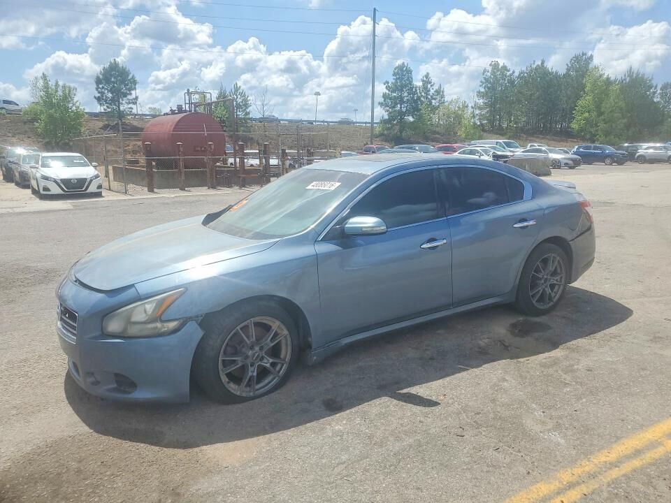 2011 NISSAN Maxima