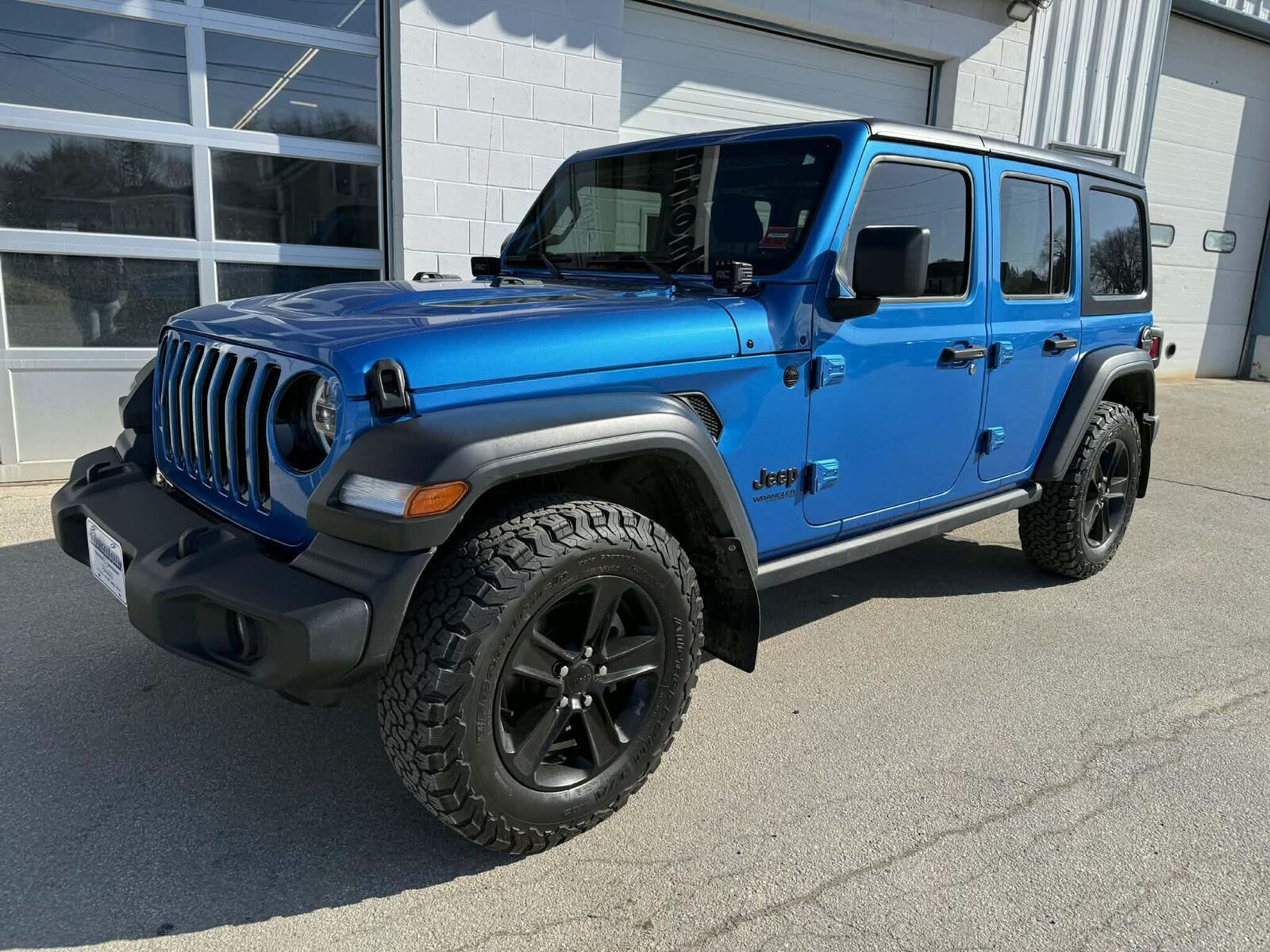 2022 JEEP Wrangler