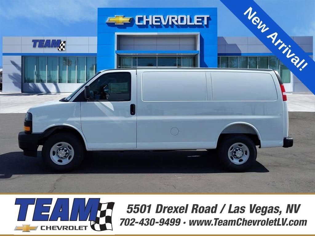 2026 CHEVROLET Express