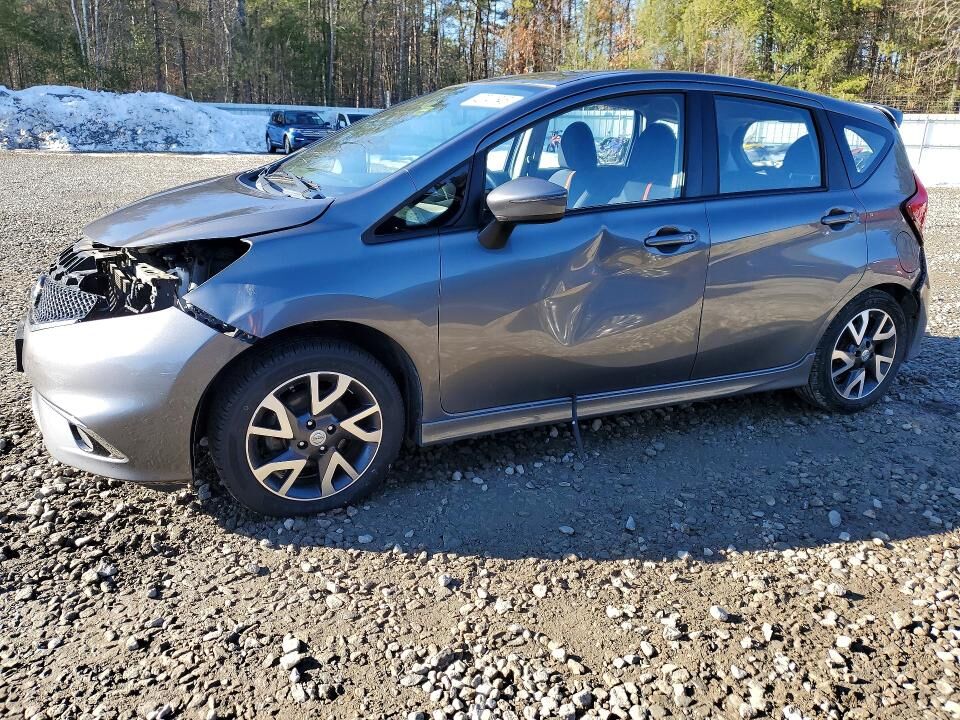 2016 NISSAN Versa