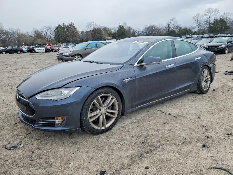 2016 TESLA Model S