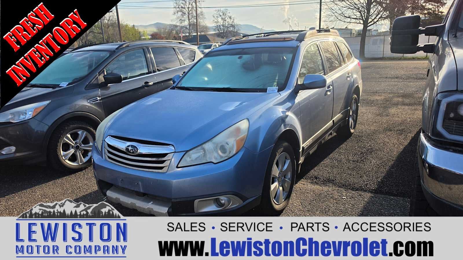 2011 SUBARU Outback