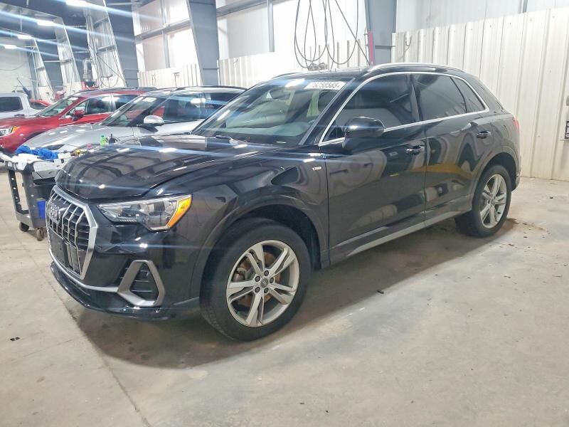2020 AUDI Q3