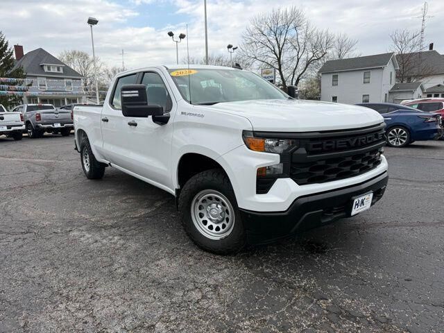 2024 CHEVROLET Silverado