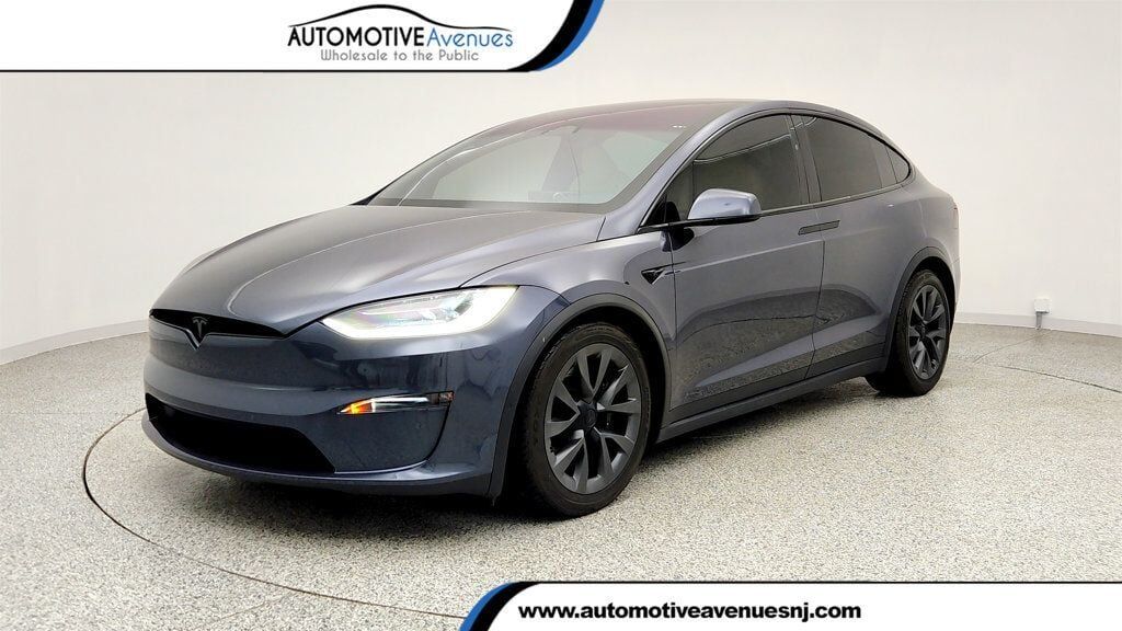 2023 TESLA Model X