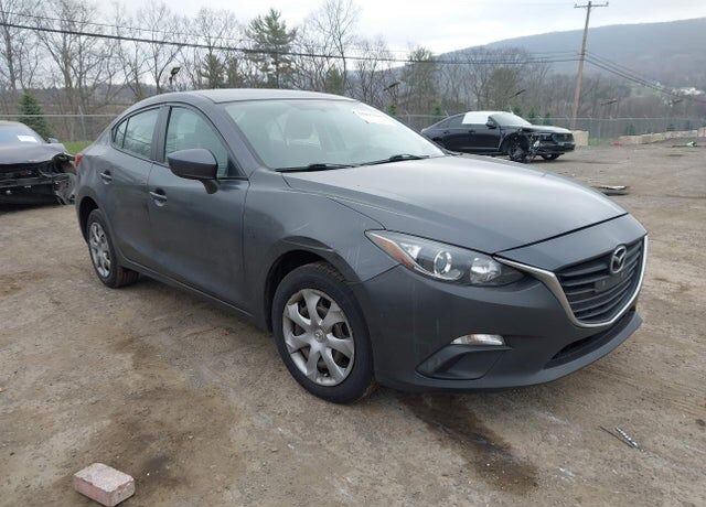 2015 MAZDA Mazda3