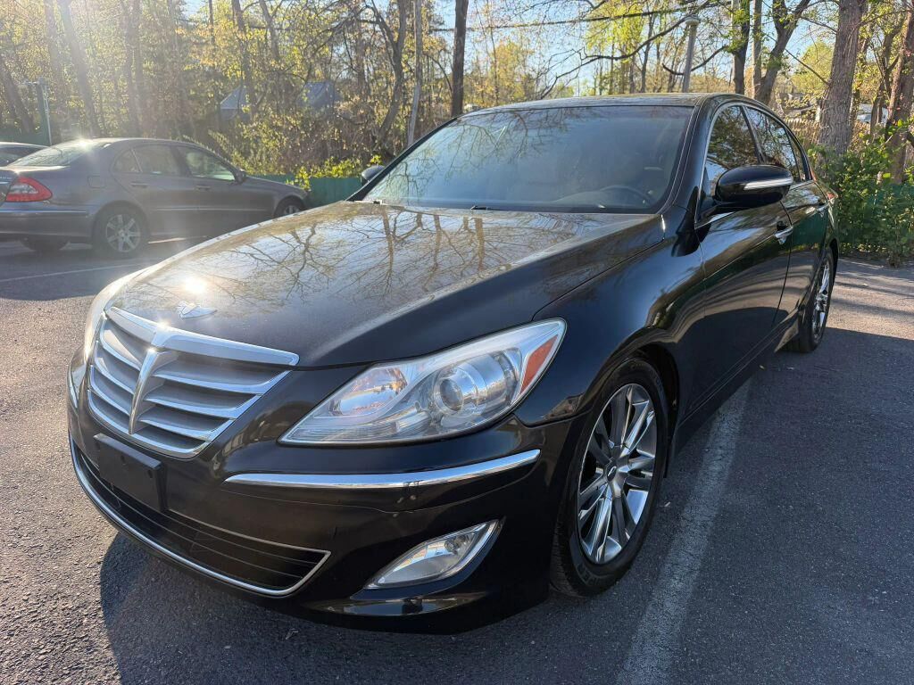 2012 HYUNDAI Genesis