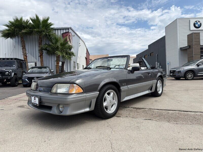 1992 FORD Mustang