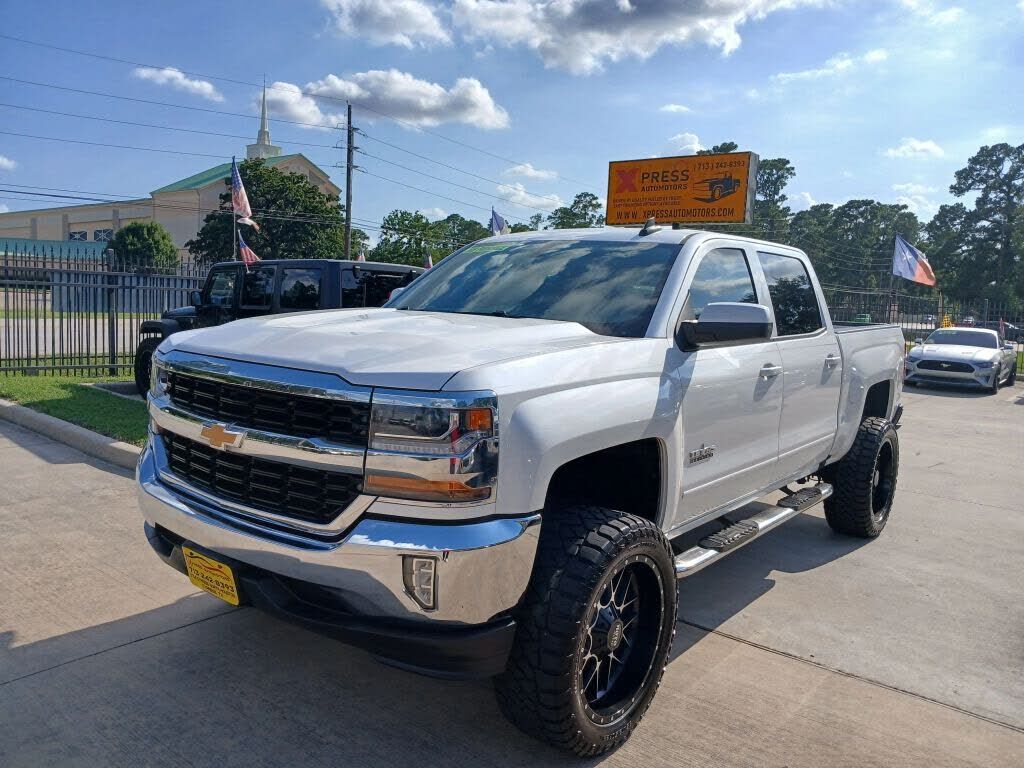 2017 CHEVROLET Silverado